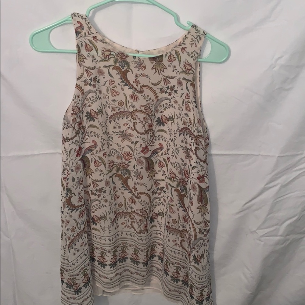 Patterned tan floral blouse